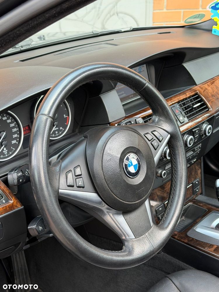 BMW Seria 5 - 24