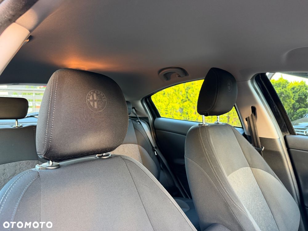 Alfa Romeo Giulietta 1.4 TB 16V Turismo - 26