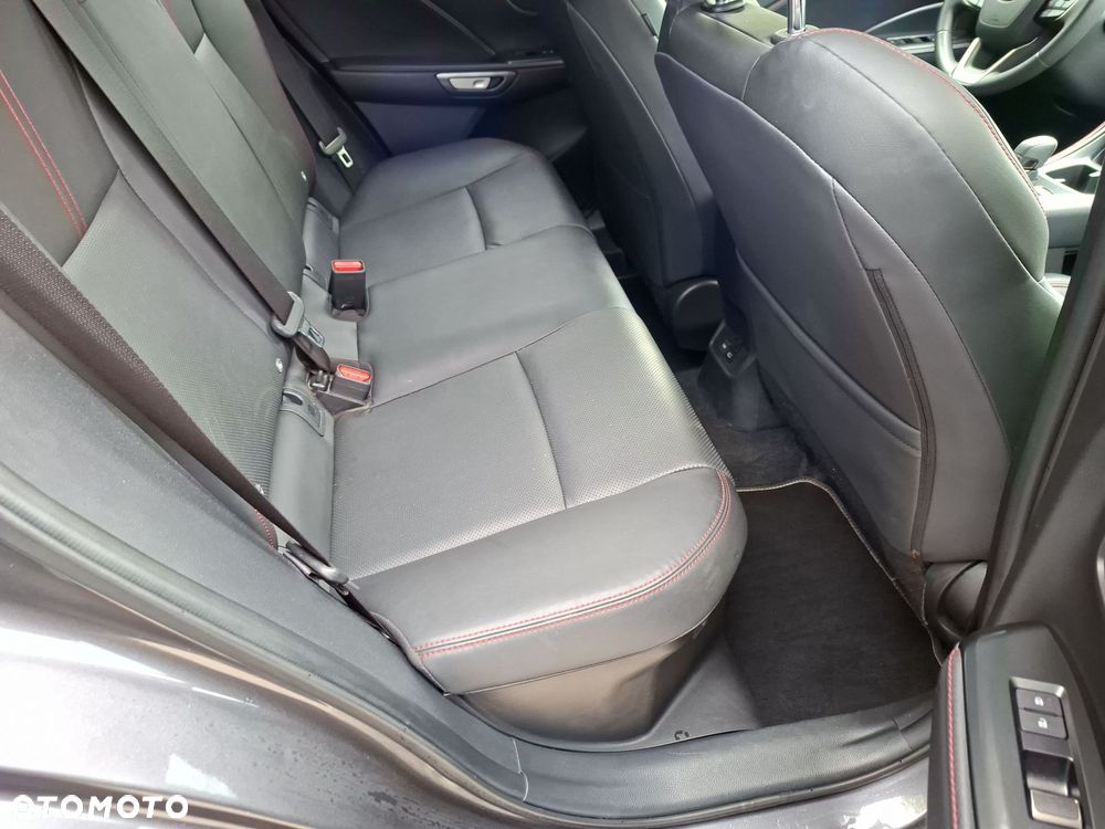 Lexus LBX 1.5 Hybrid Emotion - 20