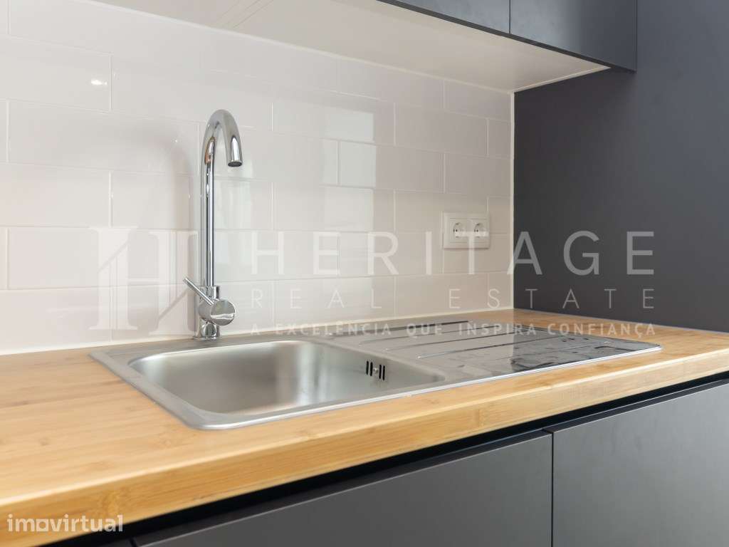T2 totalmente remodelado na prestigiada Avenida do Bocage - Grande imagem: 5/43