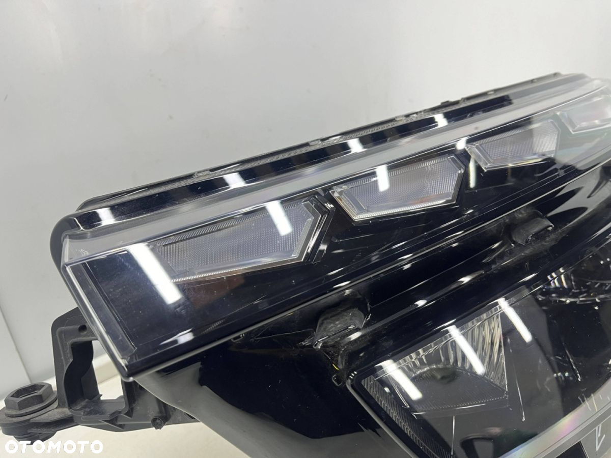 Lampa reflektor Skoda Kamiq 19-23r. LEWA przednia Full LED 658941015d CRYSTAL LIGHTING - 3