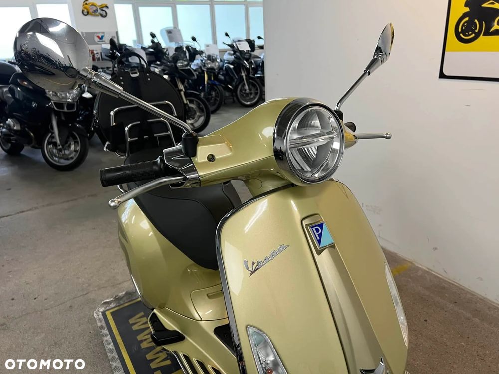 Piaggio Vespa - 10