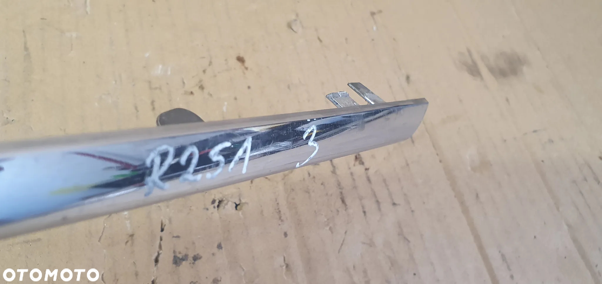 Listwa chrom Grilla atrapy Mercedes R-Klasa W251 A2518880085 - 8