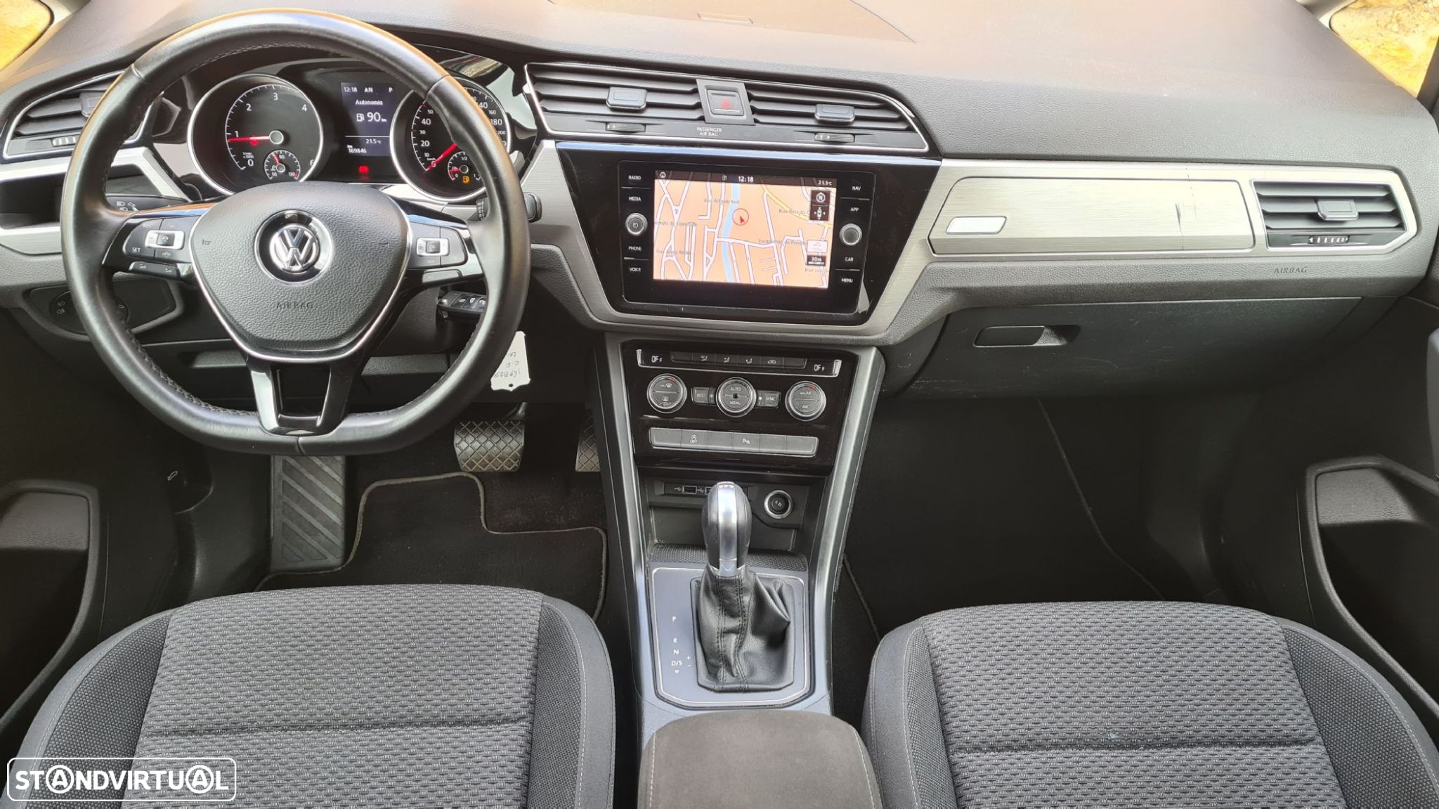 VW Touran 1.6 TDI Confortline DSG - 10