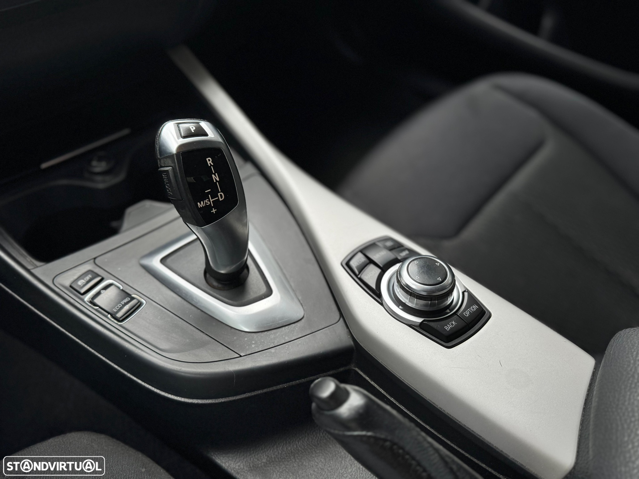 BMW 118 dA Line Sport - 13