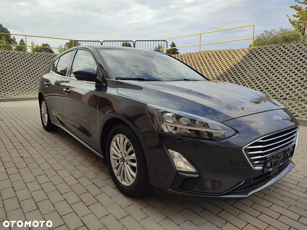 Ford Focus Turnier 1.0 EcoBoost Hybrid TITANIUM DESIGN - 10
