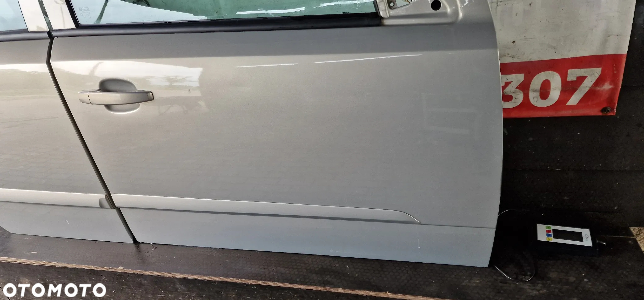 DRZWI PRAWA Strona OPEL ASTRA H HB Z167 - 3