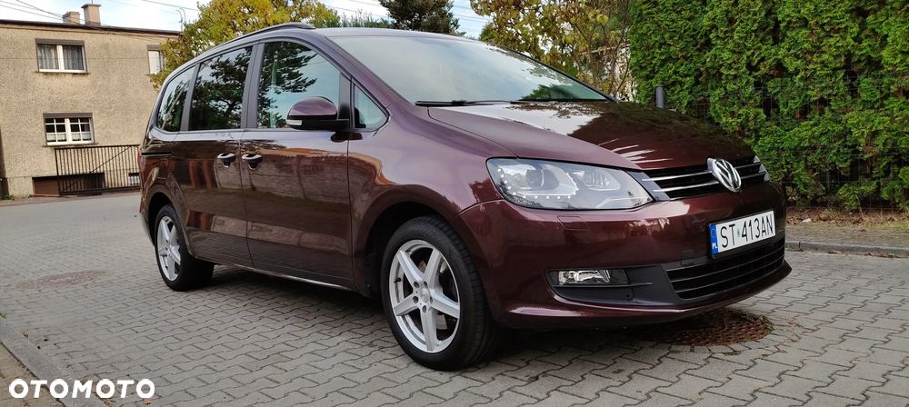 Volkswagen Touran - 25