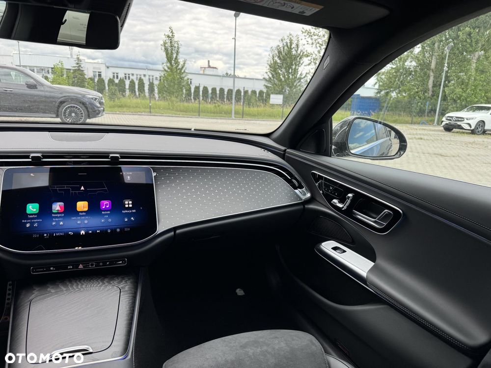 Mercedes-Benz Klasa E 220 d mHEV 4-Matic AMG 9G-Tronic - 16