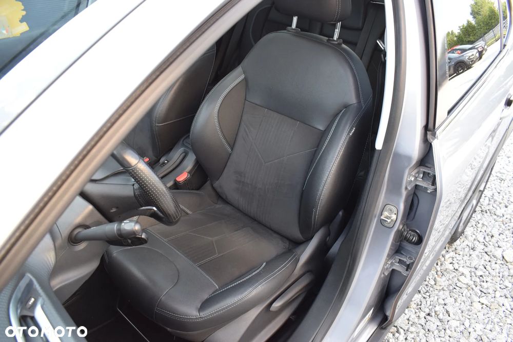 Peugeot 2008 1.2 Pure Tech GPF Crossway S&S EAT6 - 7