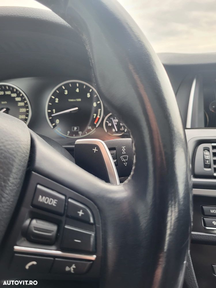 BMW Seria 5 535i xDrive AT - 16