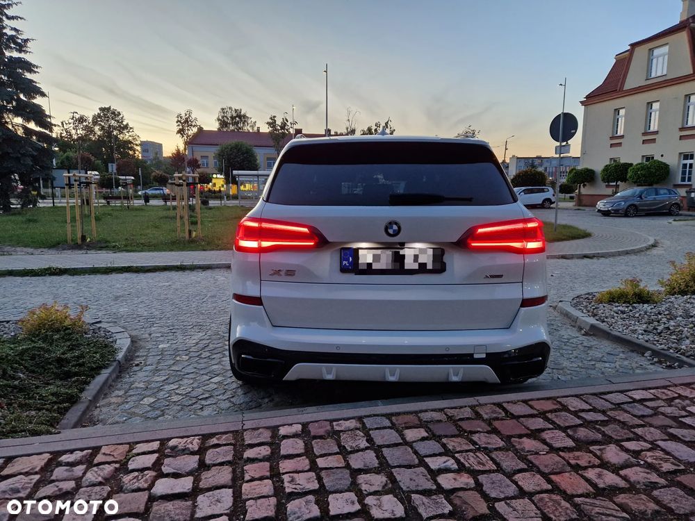 BMW X5 xDrive25d - 11