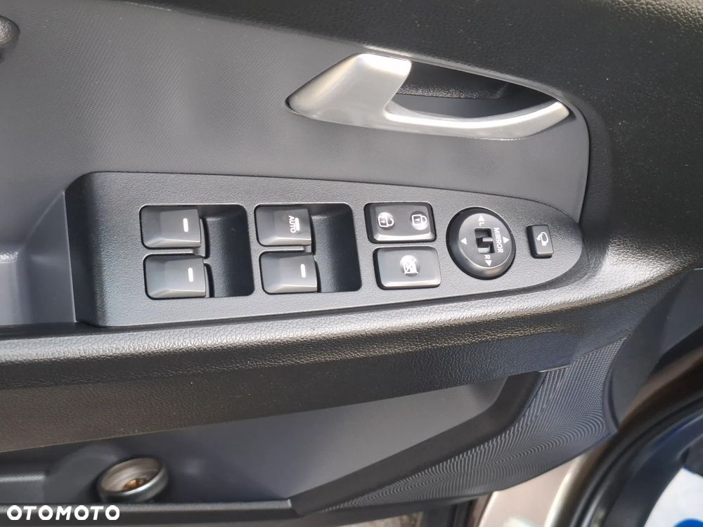 Kia Sportage 1.6 GDI 2WD Fifa World Cup Edition - 18