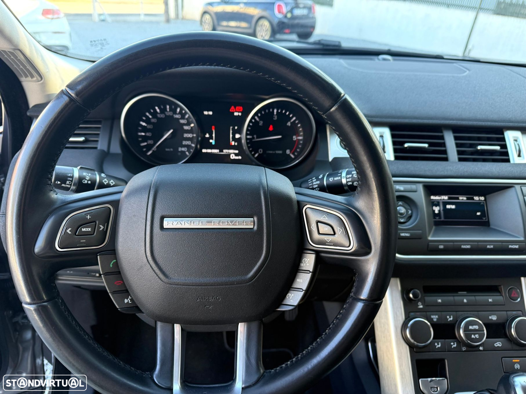 Land Rover Range Rover Evoque 2.2 TD4 Pure - 19