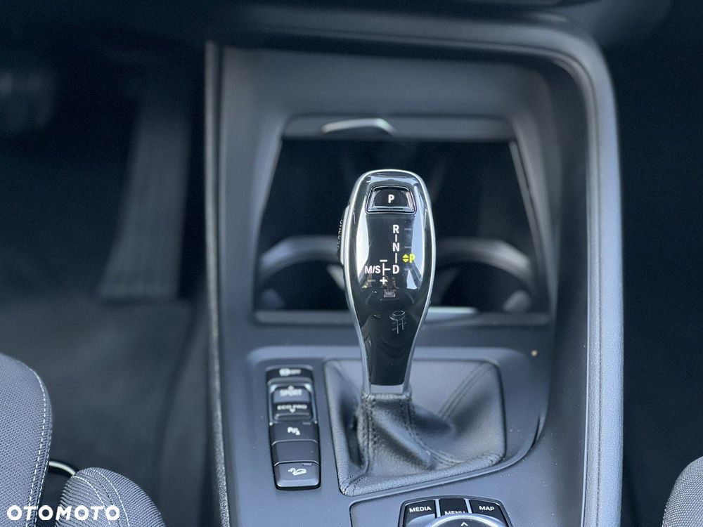 BMW X1 xDrive20d Advantage sport - 19