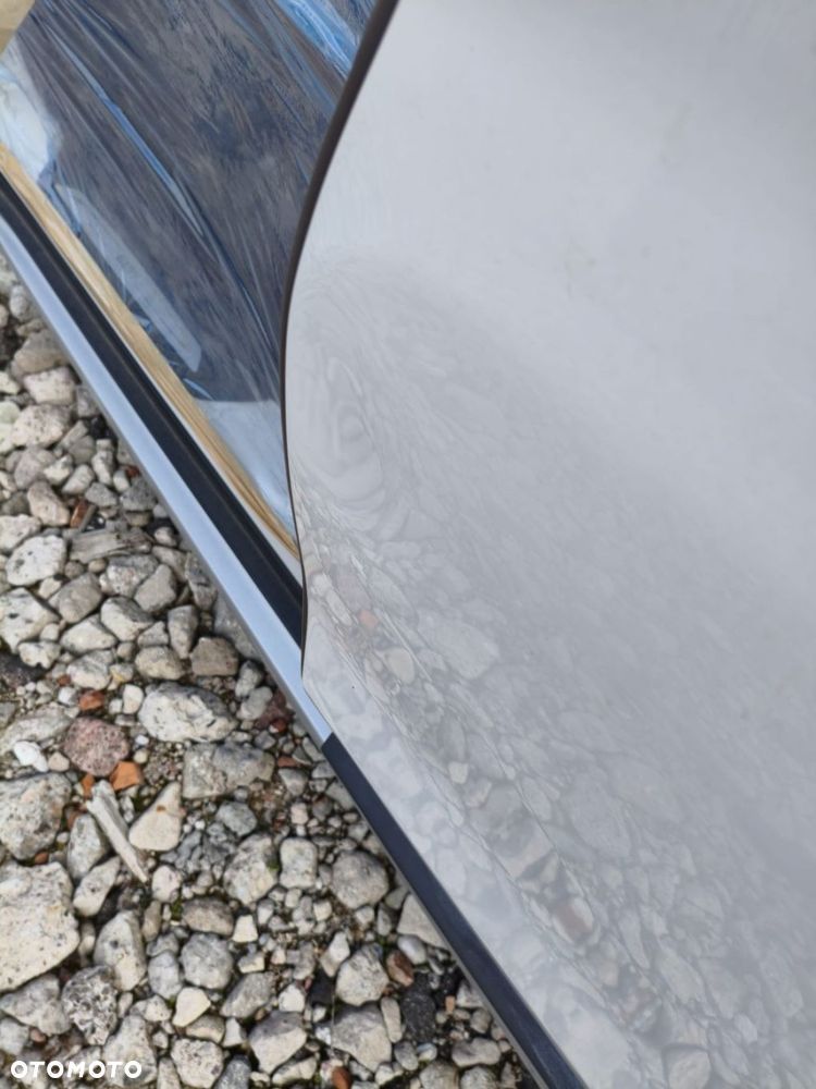BMW X1 F48 TYŁ LEWY DRZWI TYLNE LEWE BIAŁE 300 ALPINWEISS A300 W KOLOR - 7