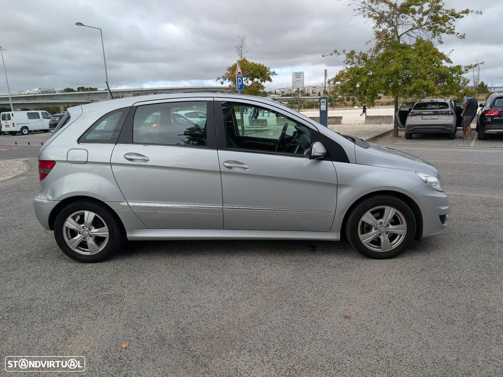 Mercedes-Benz B 180 CDi - 4