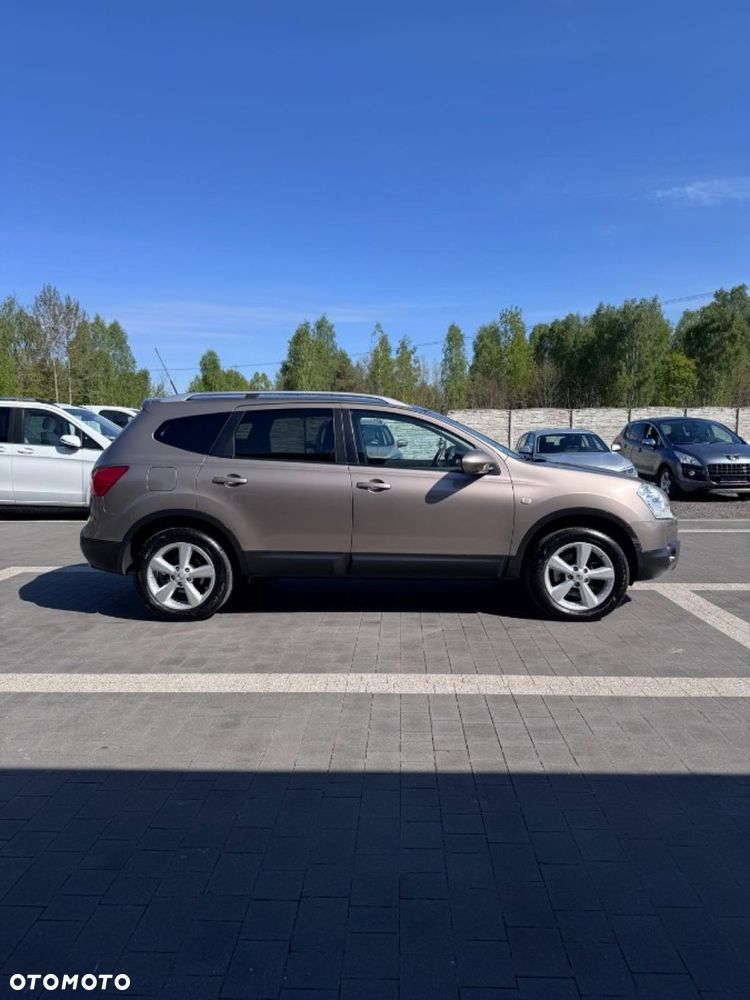 Nissan Qashqai+2 - 3