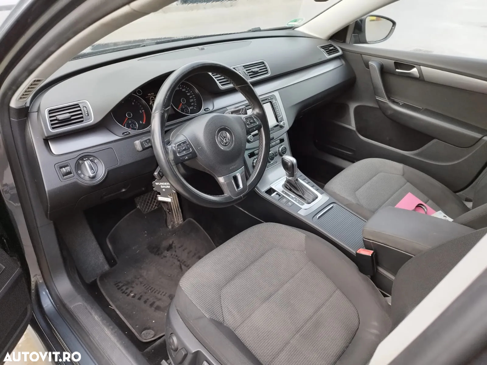 Volkswagen Passat Variant 2.0 TDI BlueMotion Technology DSG Comfortline - 2