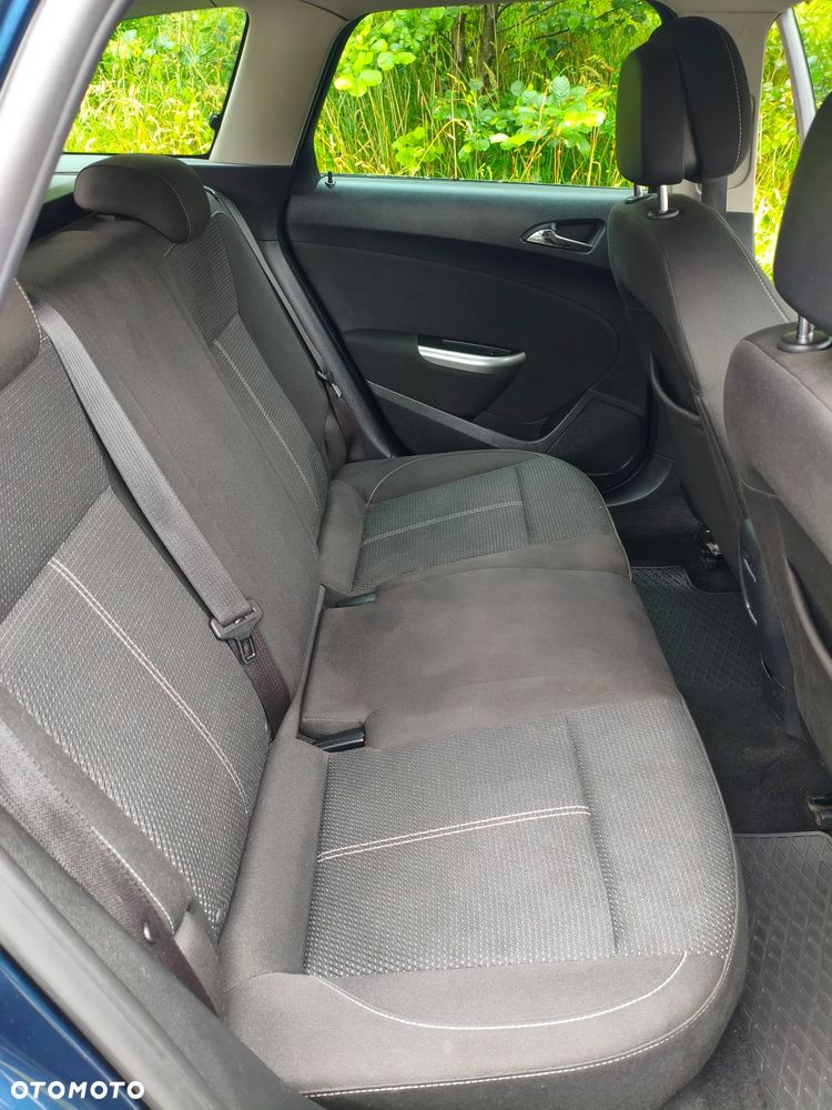 Opel Astra 1.7 CDTI - 12