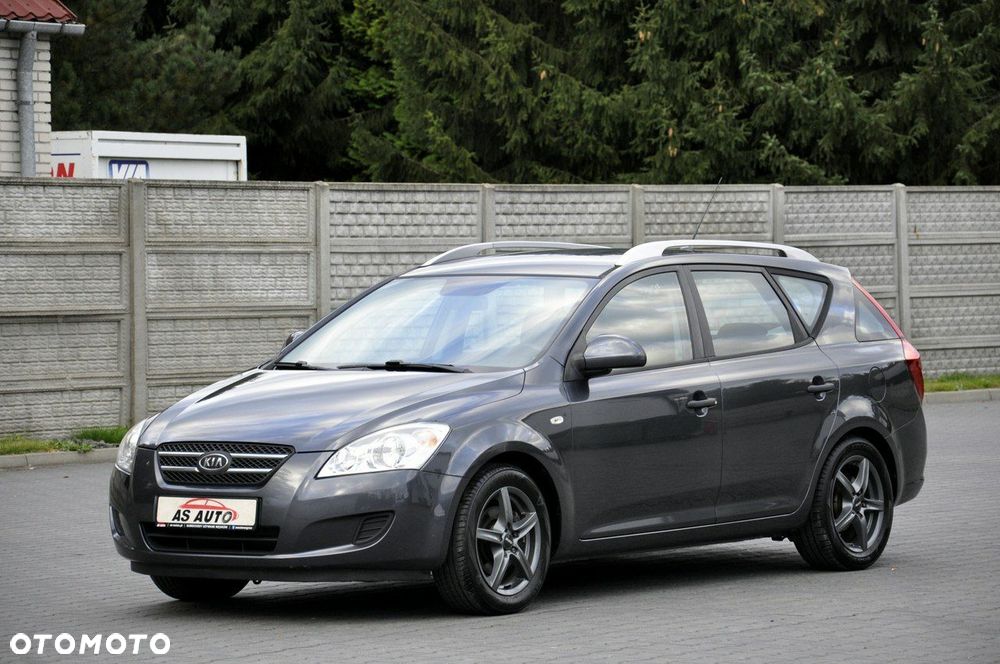 Kia Ceed 1.4 CVVT SW EX - 17