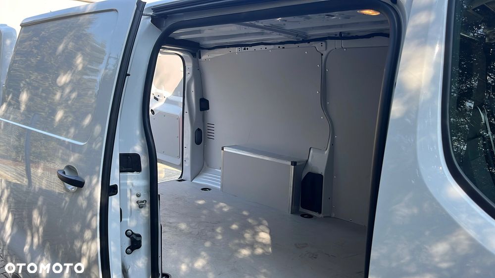 Opel Vivaro - 8