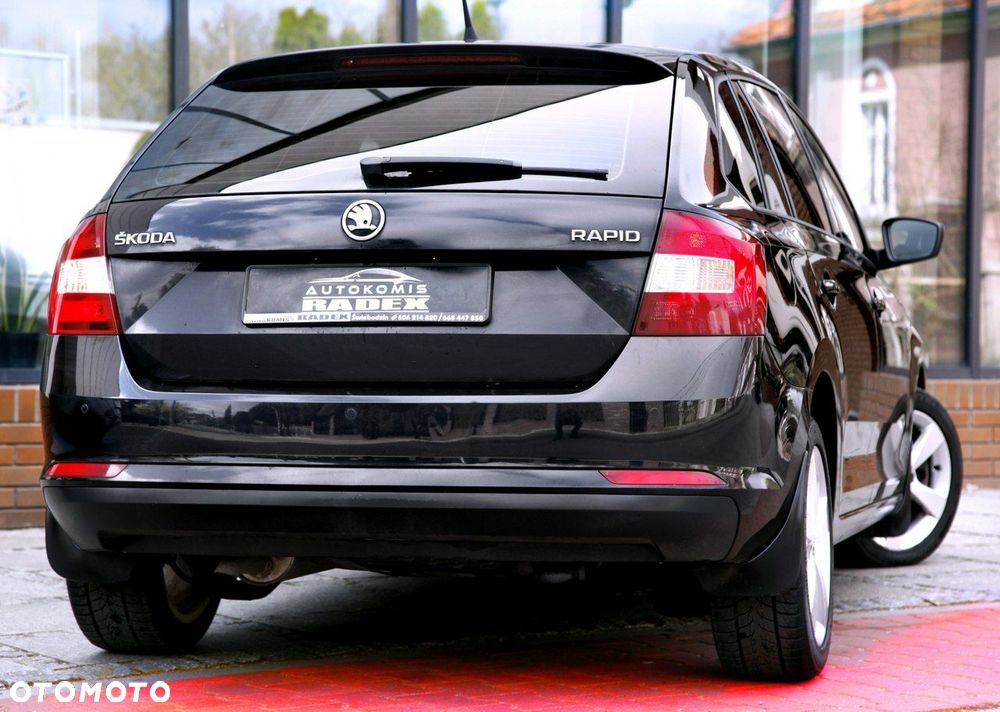 Skoda RAPID 1.6 TDI DSG Edition - 22