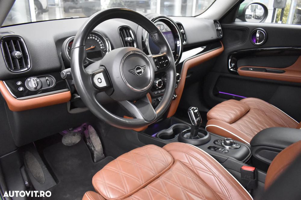 Mini Countryman - 38