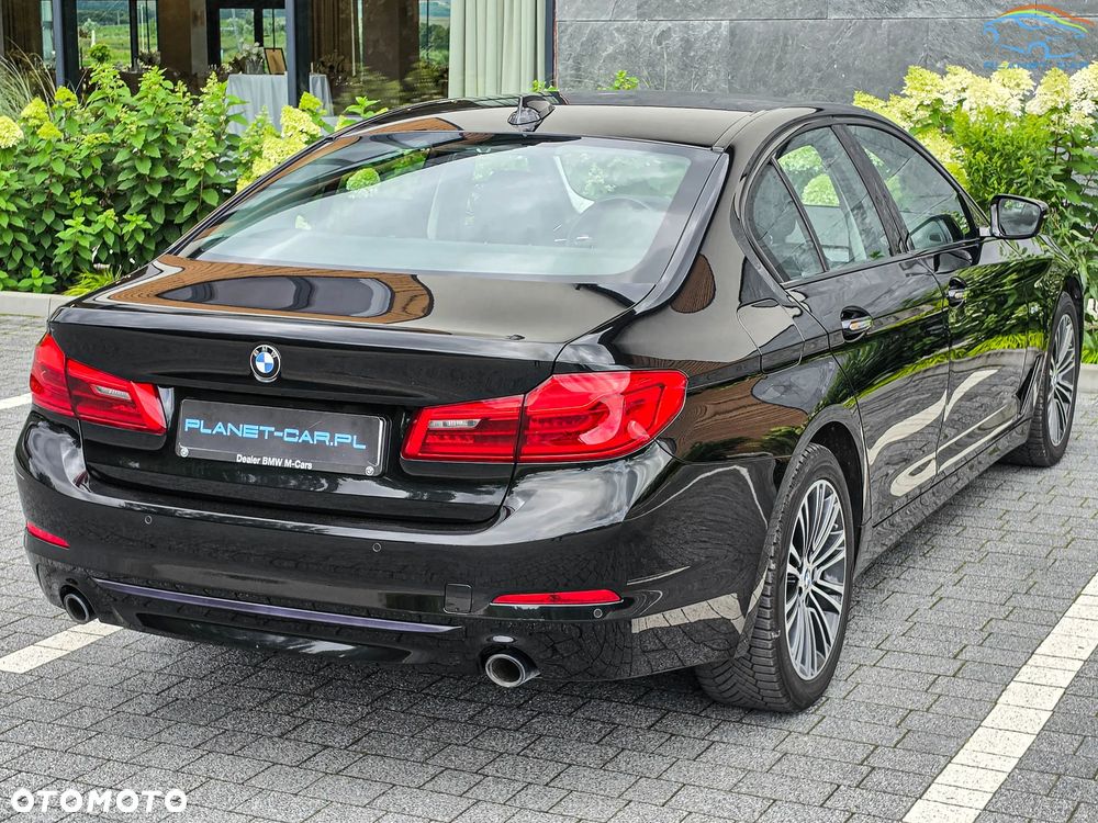 BMW Seria 5 525d Sport Line - 12