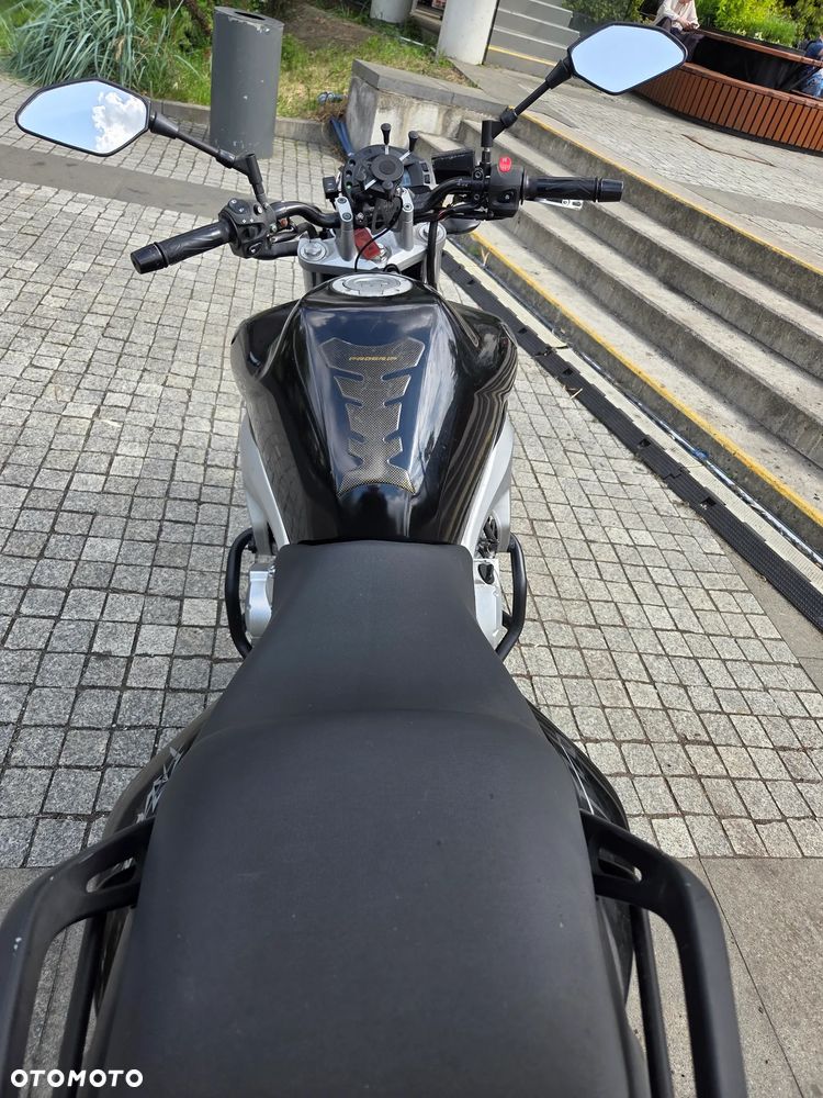 Yamaha FZ6 - 11