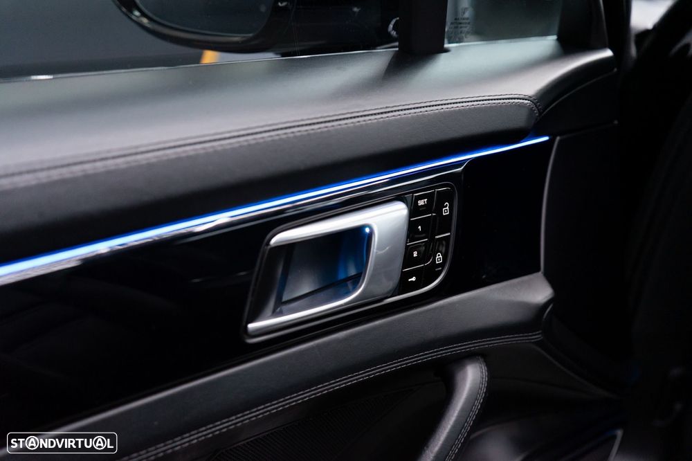 Porsche Panamera Turbo S E-Hybrid - 25