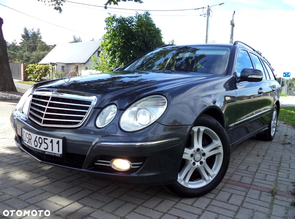 Mercedes-Benz Klasa E 280 CDI 4-Matic T Avantgarde - 1