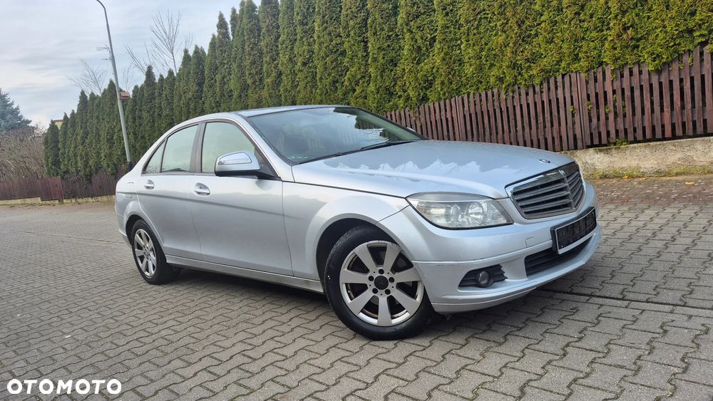 Mercedes-Benz Klasa C 220 CDI DPF Automatik - 13