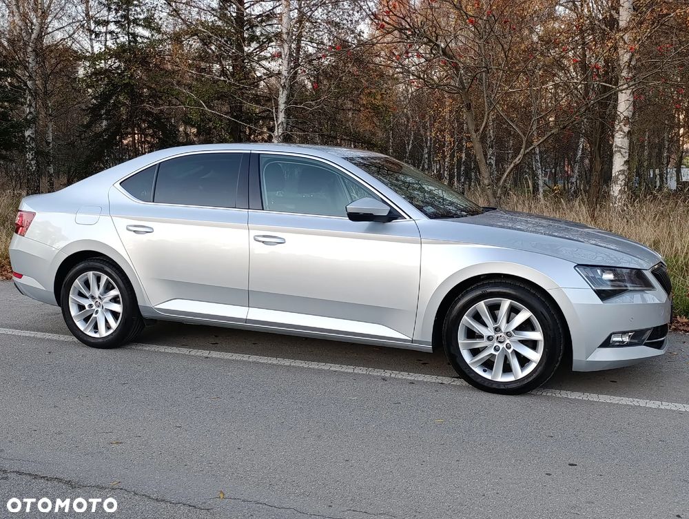 Skoda Superb 2.0 TDI Ambition - 10