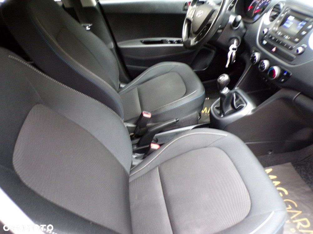 Hyundai i10 1.0 Premium - 24