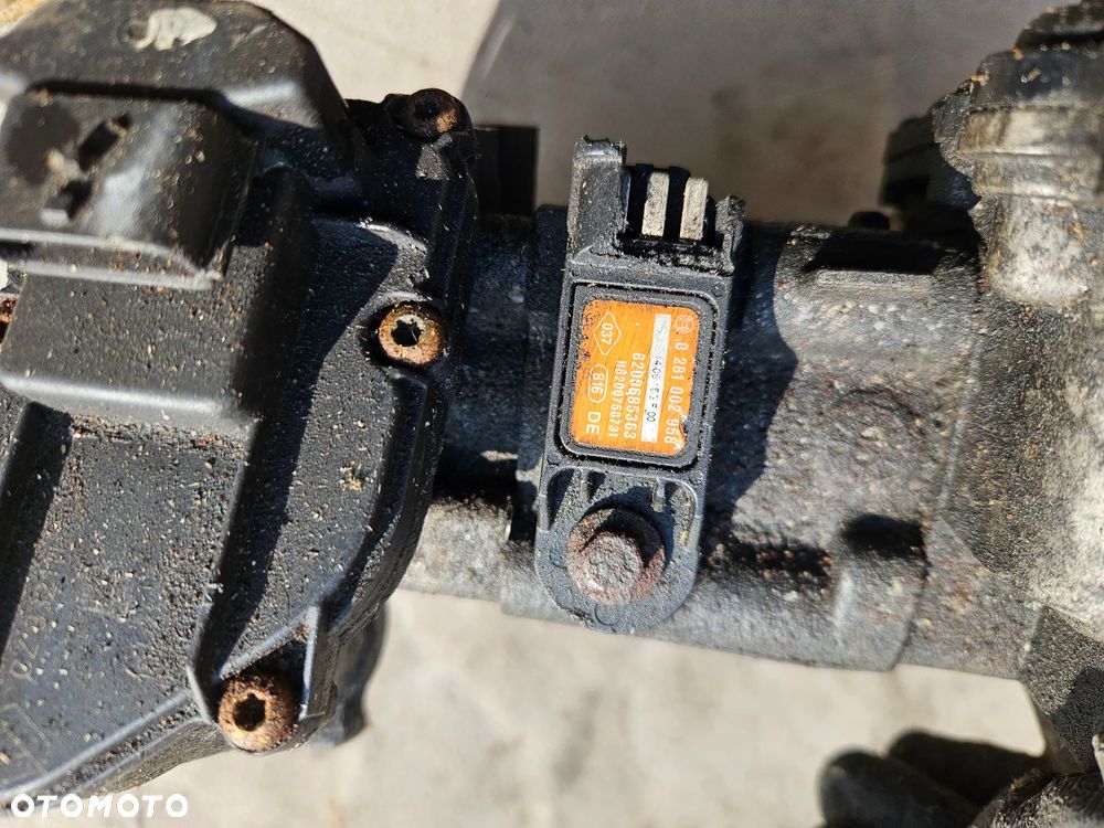 Przepustnica zawór EGR Opel VIVARO Renault TRAFIC 2,0 DCI Master 2,3 DCI 8200987453C - 6