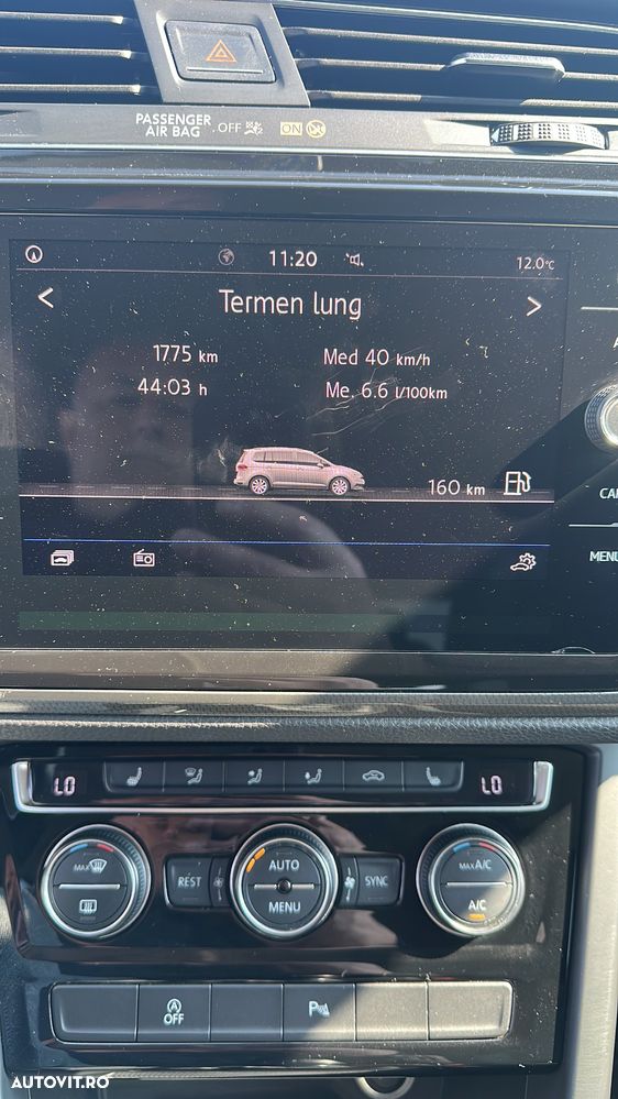 Volkswagen Touran - 8