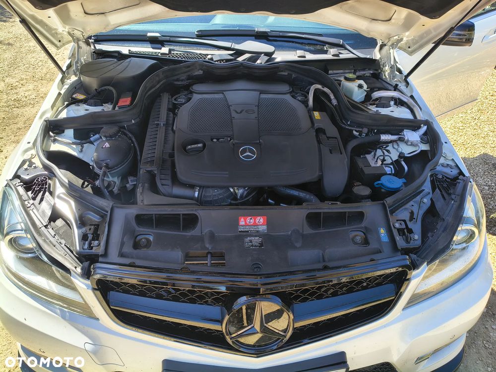 Mercedes-Benz Klasa C 350 4Matic (BlueEFFICIENCY) 7G-TRONIC Avantgarde - 19