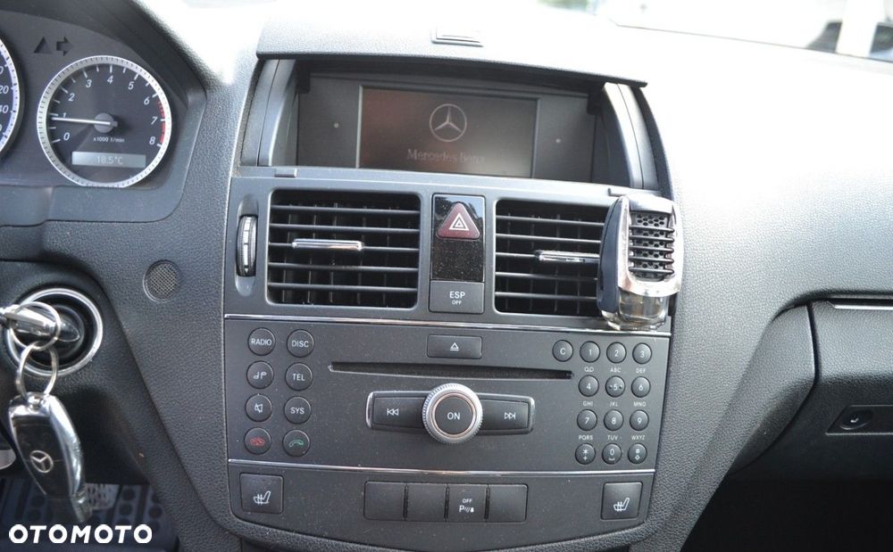 Mercedes-Benz Klasa C 180 Kompressor - 27
