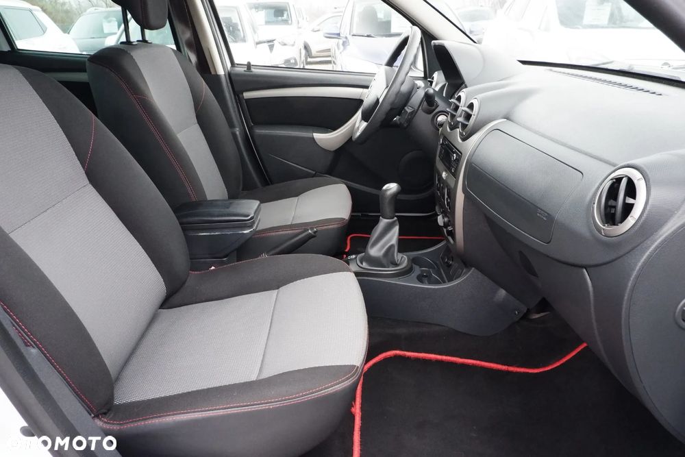 Dacia Duster 1.6 16V 105 4x2 Ice - 9