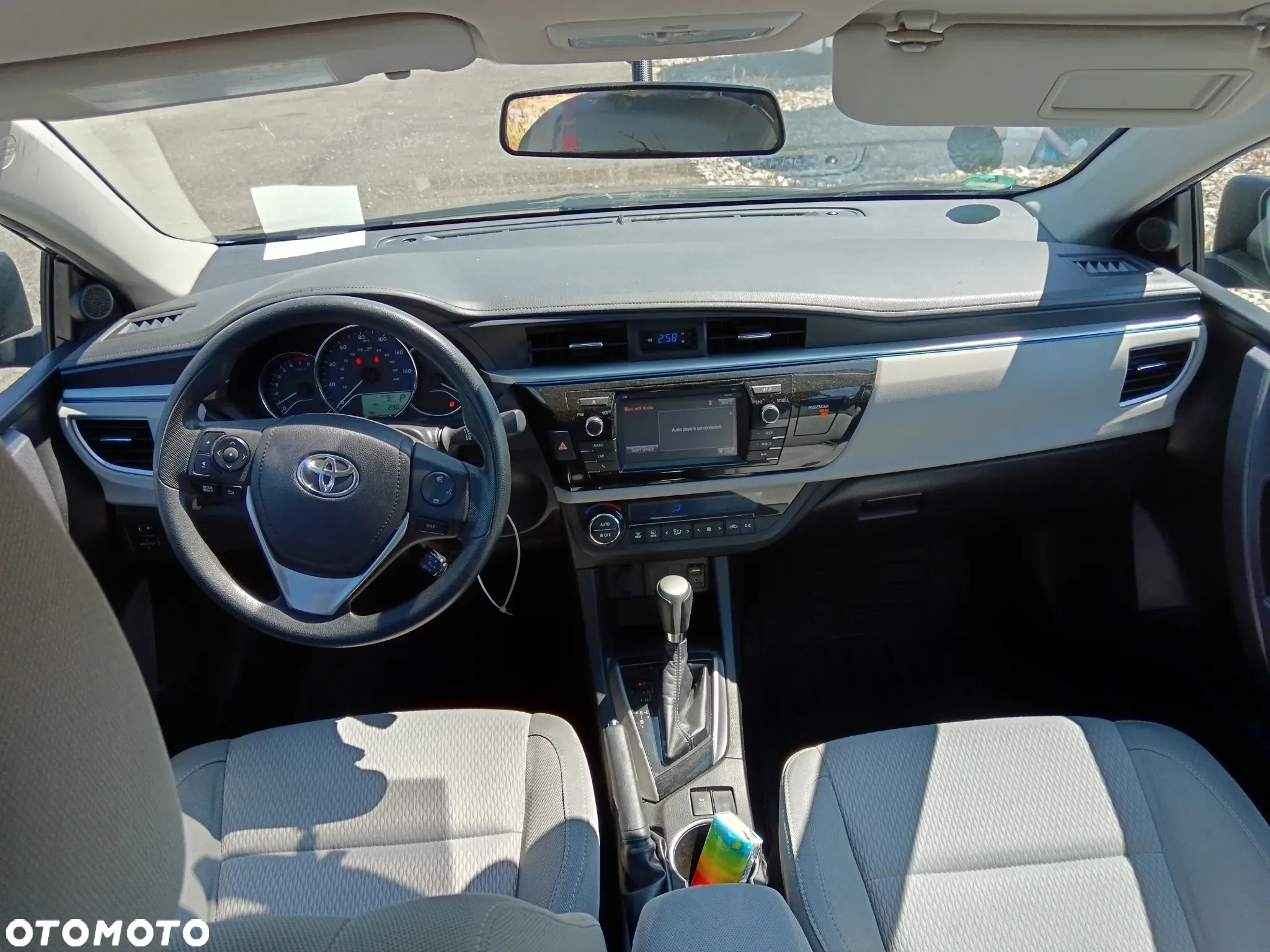 Toyota Corolla 1.8 LE - 10