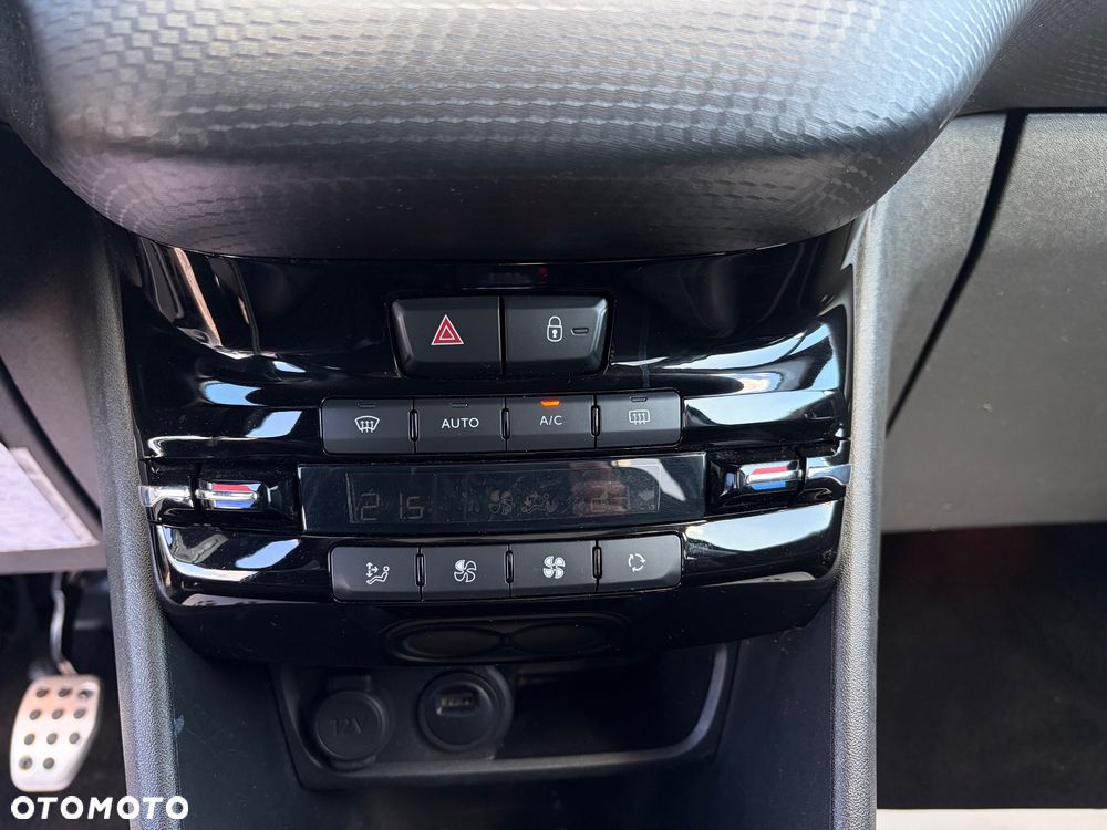 Peugeot 2008 PureTech 130 Stop&Start GT-Line Edition - 13