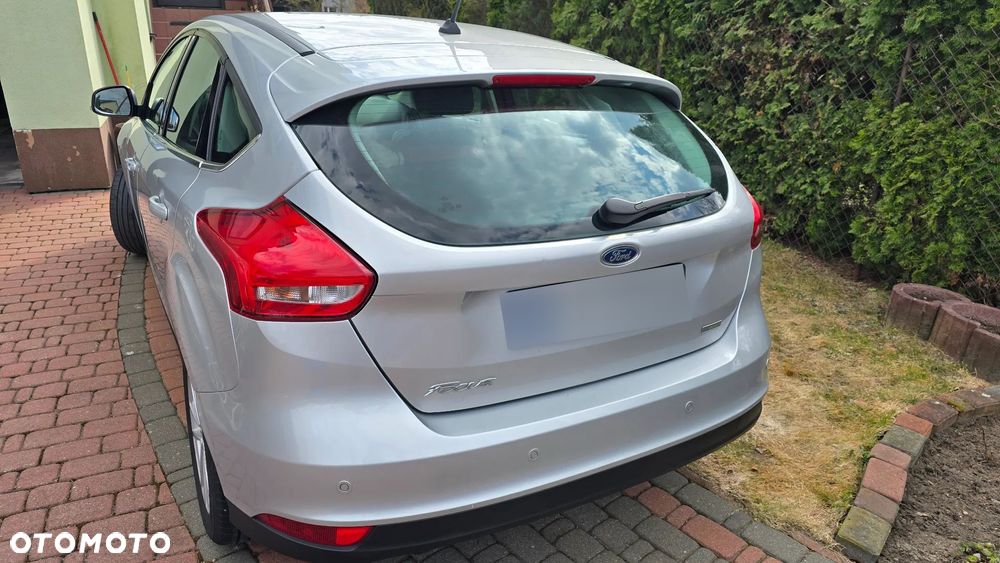 Ford Focus 1.0 EcoBoost Titanium - 4