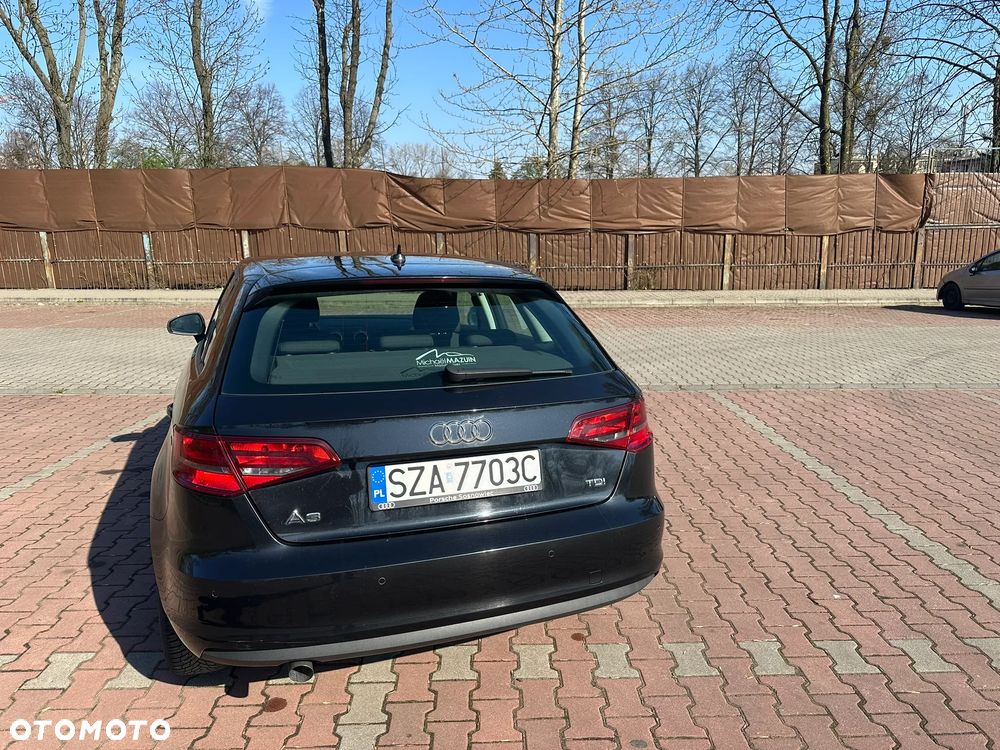 Audi A3 Sportback 1.6 TDI Attraction - 3
