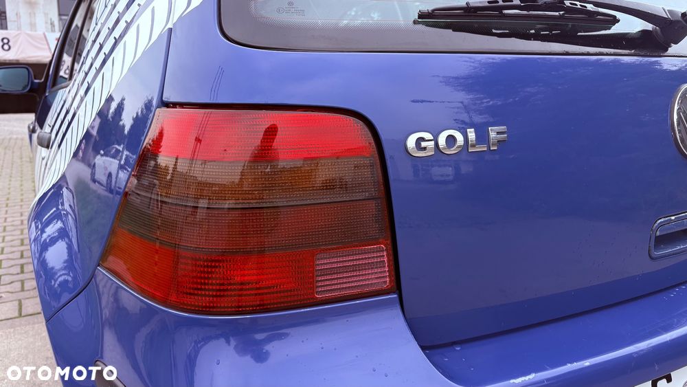 Volkswagen Golf - 26