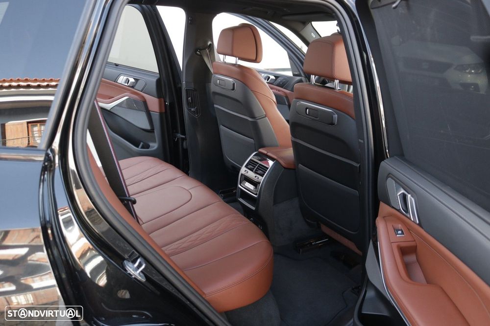 BMW X5 50 e xDrive Pack M Desportivo Pro - 33