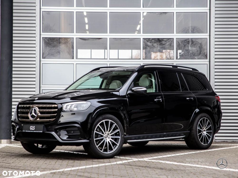 Mercedes-Benz GLS - 1