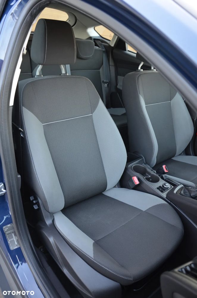 Ford Focus 1.6 Ambiente Start - 15