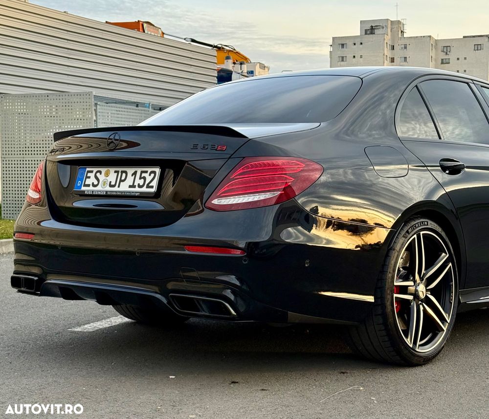 Mercedes-Benz E AMG 63 S 4Matic+ AMG Speedshift MCT-9G - 15
