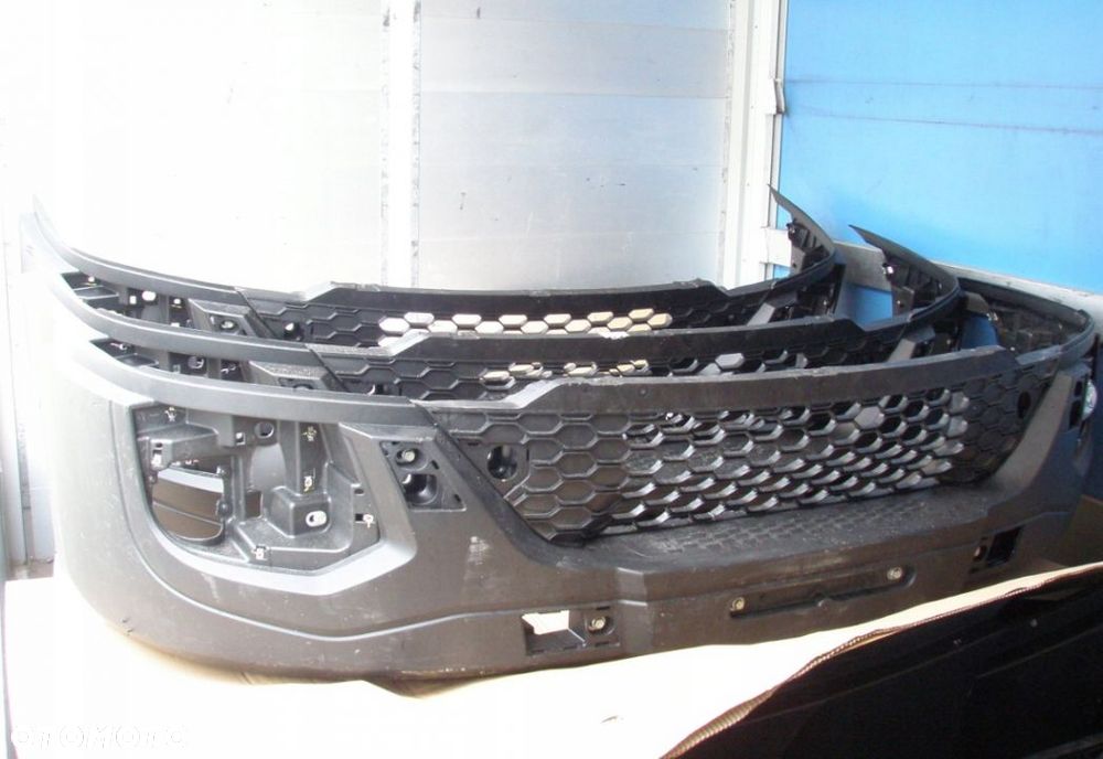 ZDERZAK PRZEDNI IVECO DAILY 2014- - 1